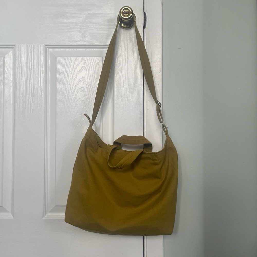 Baggu olive horizontal duck tote